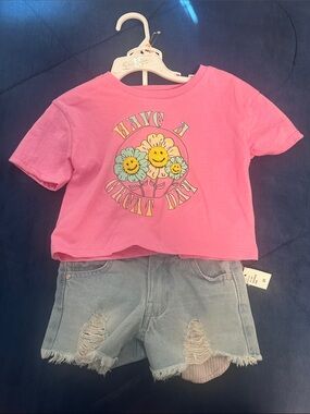 Girls' Pink 'Have a Great Day' Flower Graphic Tee